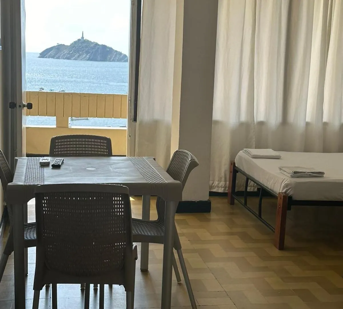 Apto707Posihueica Con La Mejor Vista A La Bahia De Santa Marta 0*, サンタ・マルタ コロンビア